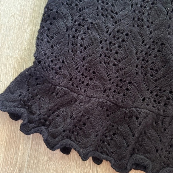 H&M crochet knit blouse - Picture 4 of 6